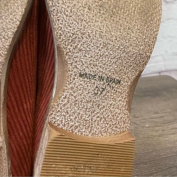 Free People Royale Rust Red Corduroy Booties size 37 - Picture 8 of 9
